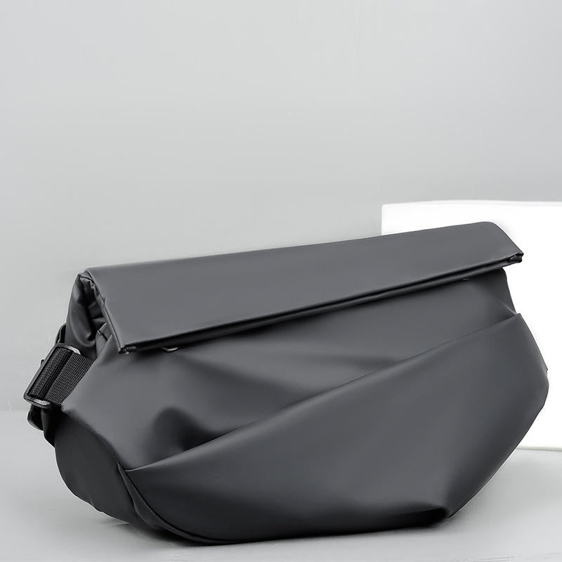 Men's Functional Crossbody Waist Bag for iPad Water-Repellent Light Multifunctional Chest Bag Fashionable Pu Cool Shoulder Back