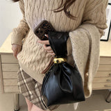 2026 New Retro Pleated Simple Niche Design Stylish Personality Small Bag for Women Aesthetic Bucket Bag