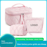 Quilted Feather Waterproof Large Capacity for Toiletry Bag Portable Zipper Cosmetic Organizer with Geometric Pattern Bags
