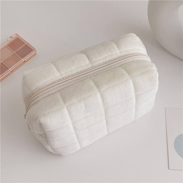 Pink Fur Accessories Makeup Bag Pouch Fashion Travel Cosmetics Pouch Zipper Wholesale Mini Cosmetics Bag for Girls